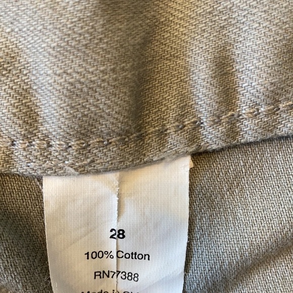 J. Crew Hipslung Women’s Capri’s Size 28 - Picture 6 of 8